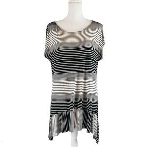 B.L.E.U Short Sleeve Black White Stripe Blouse Tunic Top Asymmetrical Hem Size L